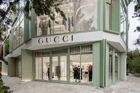 gucci stores in miami|gucci outlet in miami fl.